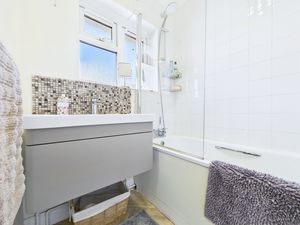 Photo 27- click for photo gallery